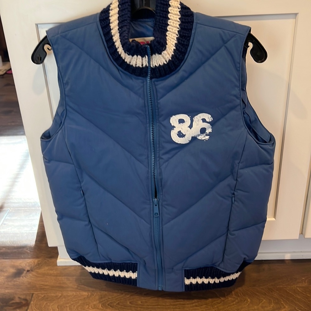 Brand new w/tags Victoria Secret PINK puffer vest- size XS/Small